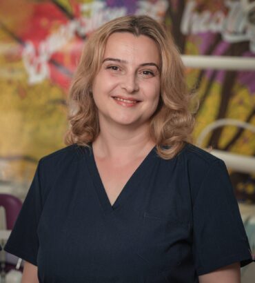 Dr Maja Mišić